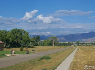 8423 Summerlin Dr, Longmont, CO 80503