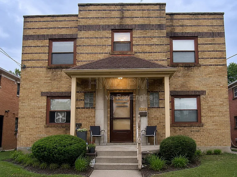 3135 Mozart Ave #2 — Photo 16