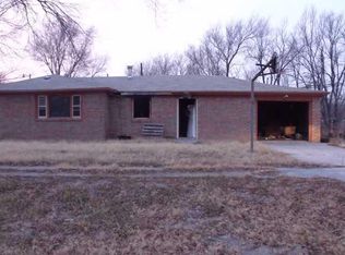 102 S Conlen St, Tyrone, OK 73951