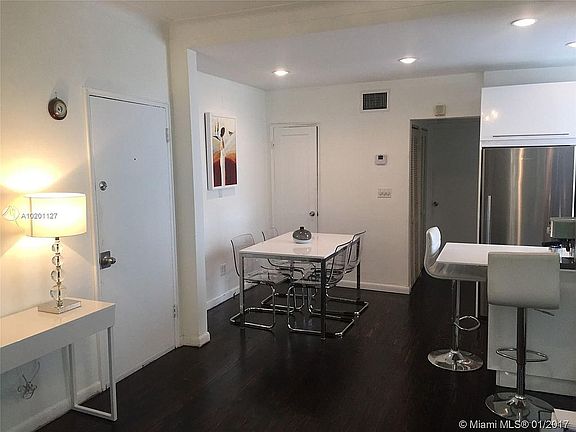 4th image of 1611 Euclid Ave APT 1