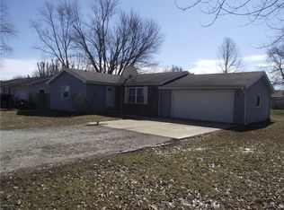 712 Prairie St, Altamont, IL 62411