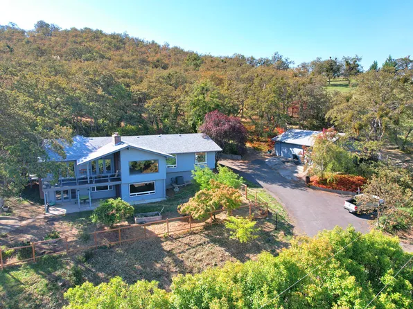783 S Stage Rd, Medford, OR 97501