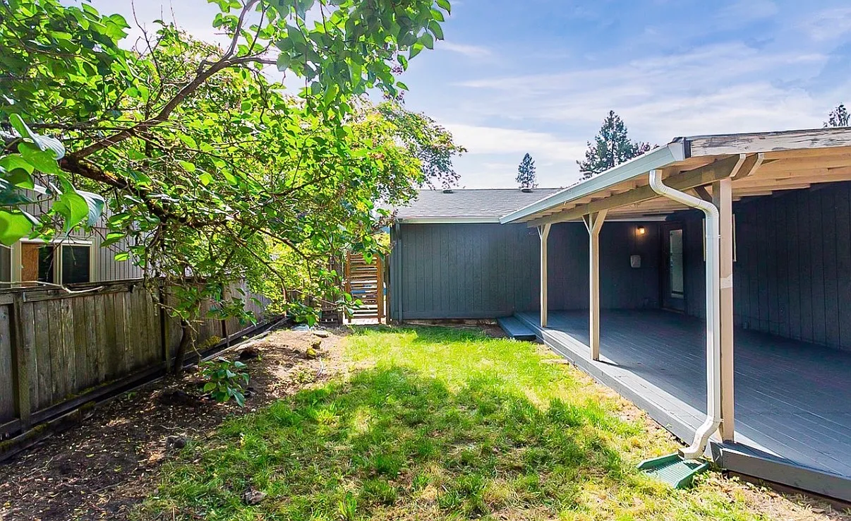3 bed, 1.5 bath, 1224 sqft, $2,650 — Photo 4