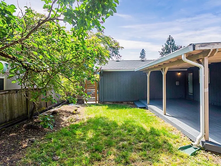 11740 SW 92nd Ave — Photo 4