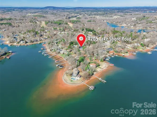 4205 Lake Shore Rd S, Denver, NC 28037