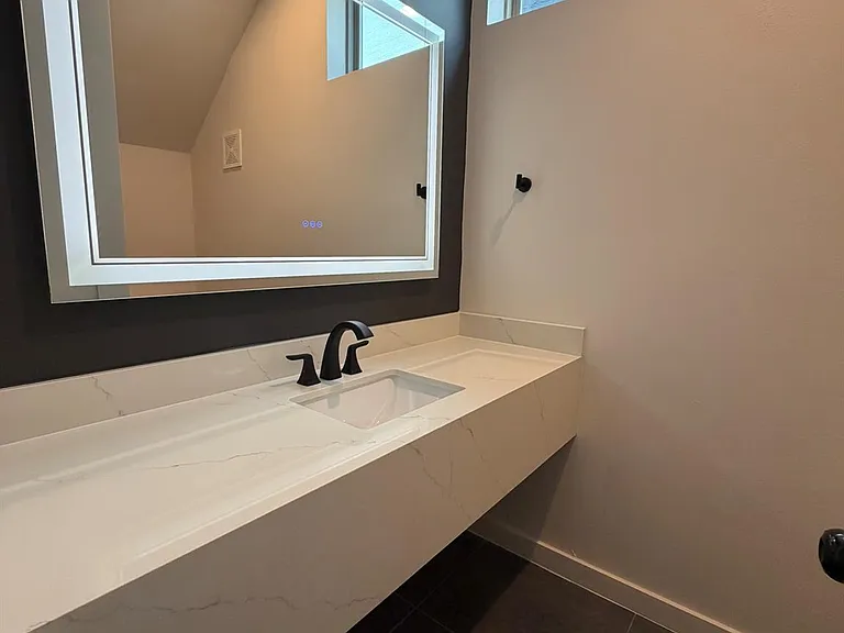 13114 Honey Suckle Ridge Ln — Photo 24