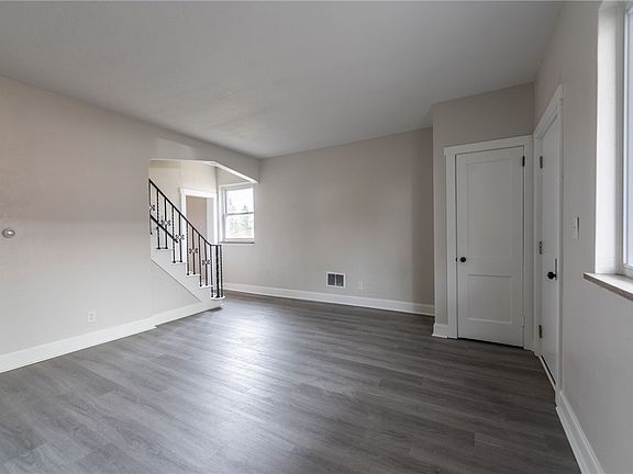 5th image of 12 Simms St