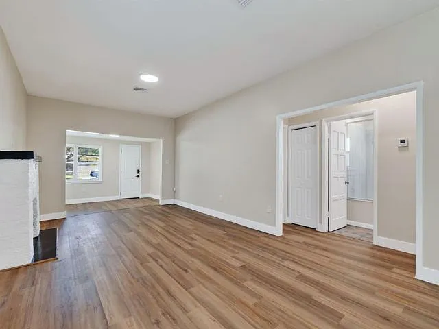3 bed, 2.0 bath, $2,895 — Photo 4