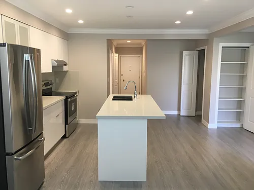 Floor plan 306