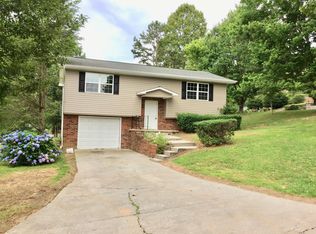 205 Dogwood Dr, Tazewell, TN 37879