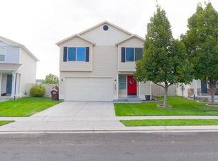 4565 N Spring Meadow Way, Eagle Mountain, UT 84005