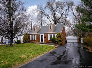 206 Kewanna Dr, Jeffersonville, IN 47130