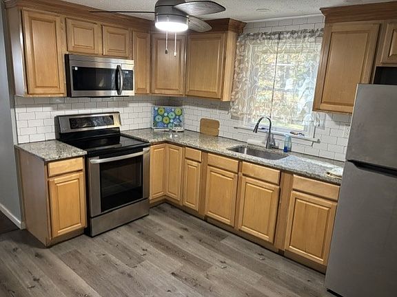 2nd image of 103 Hebron Rd #103