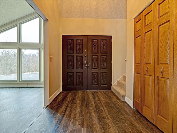 5th image of 5307 Metamora Rd