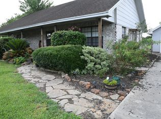 8387 Glenbrook Dr, Beaumont, TX 77705