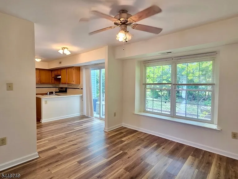 200 Bamburgh Ct — Photo 13