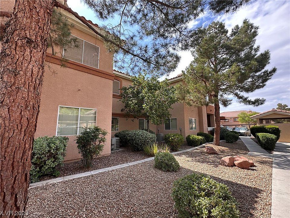 1st image of 1050 E Cactus Ave Unit 2108