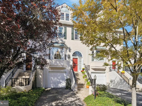 3059 Mitchell Ct, Lafayette Hill, PA 19444