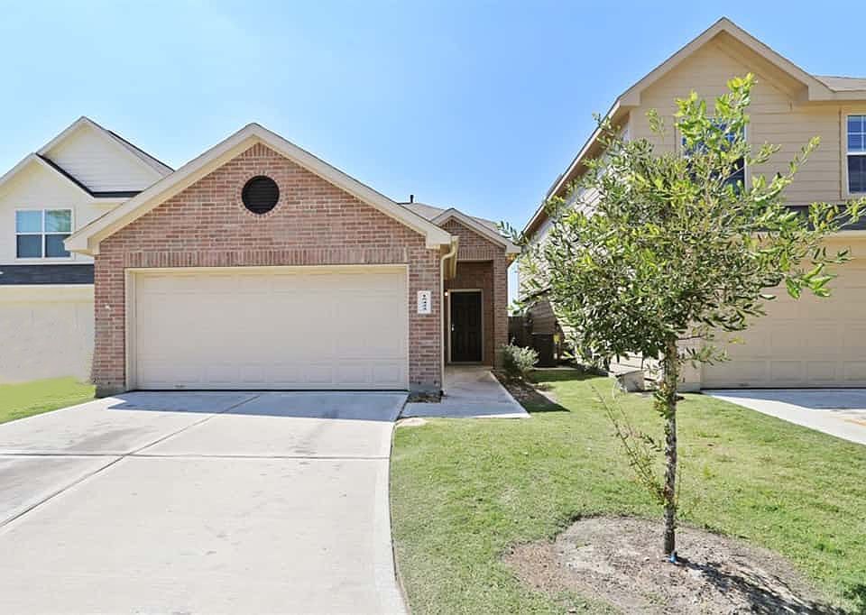 1st image of 15423 Bammel Oaks Ct