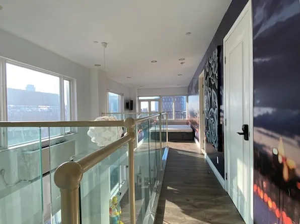 189 Bridge Street image 3 of 39