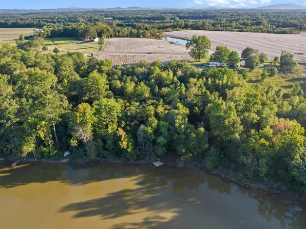 6 County Road 30, Centre, AL 35960