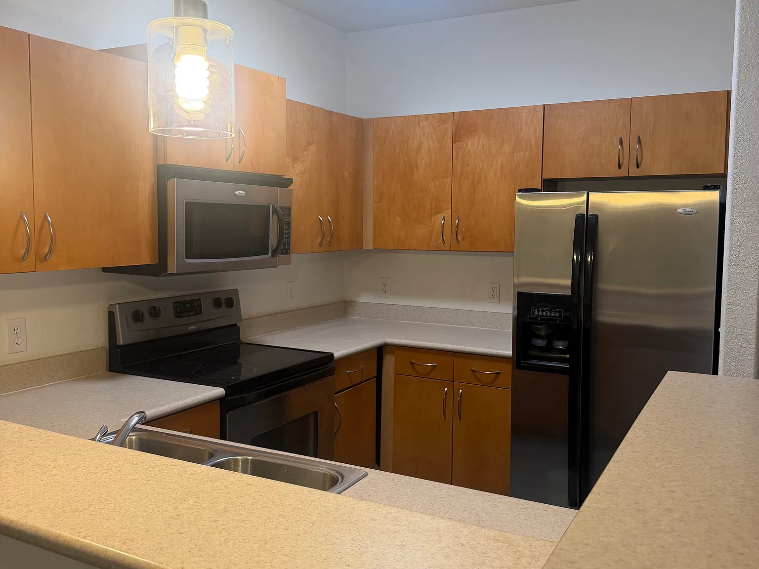 2 bed, 1100 sqft, $1,850 — Photo 3