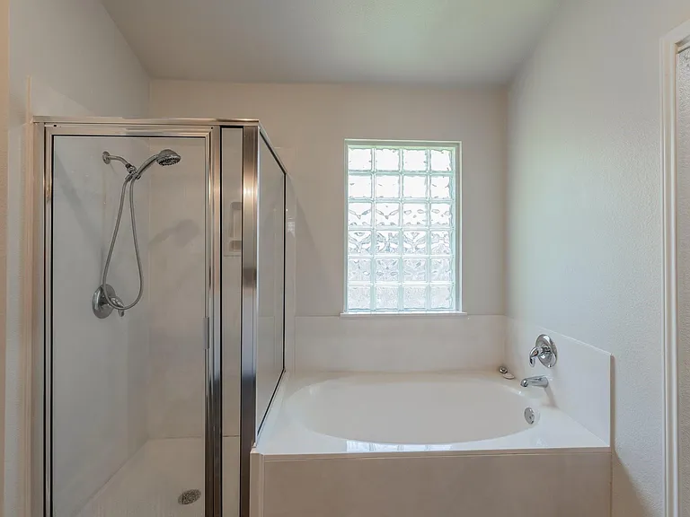 3213 Canyon Ledge Cv — Photo 29