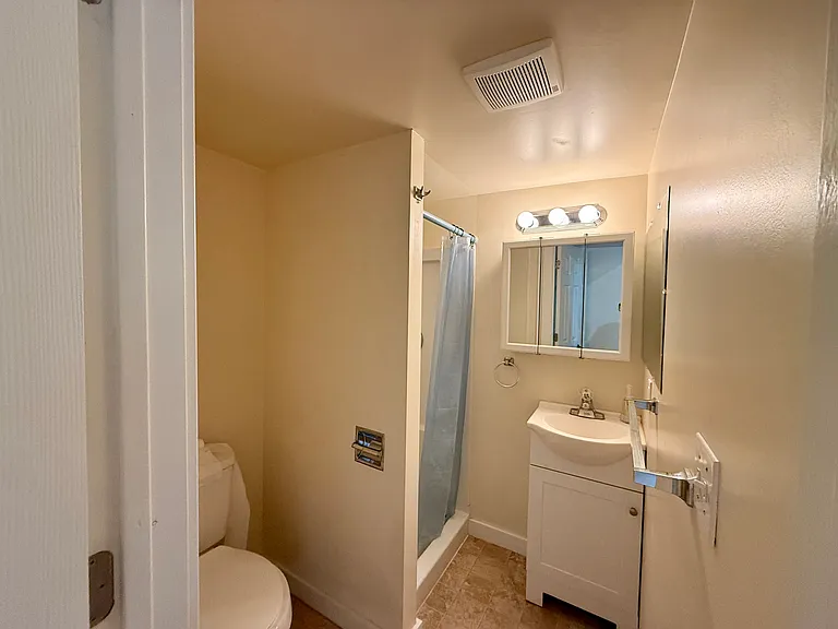 4429 Rainier Ave S #2 — Photo 10