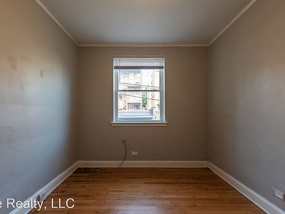 5th image of 7346 N Damen Ave APT 1