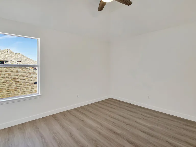 1615 Bryce Canyon Ln — Photo 11