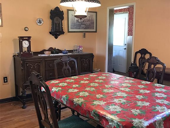 4th image of 17701 Erickson Dr