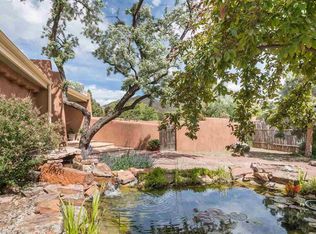 1330 Cerro Gordo Rd UNIT A2, Santa Fe, NM 87501