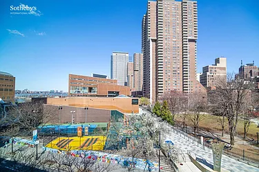 Rented by Sotheby's International Realty