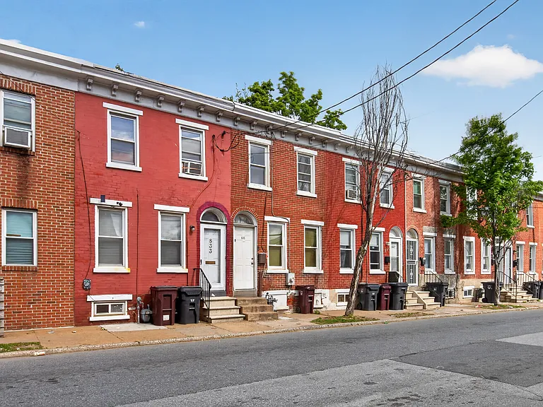 835 N Spruce St — Photo 33