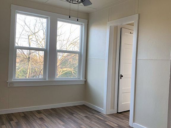 5th image of 388 Linden Ave