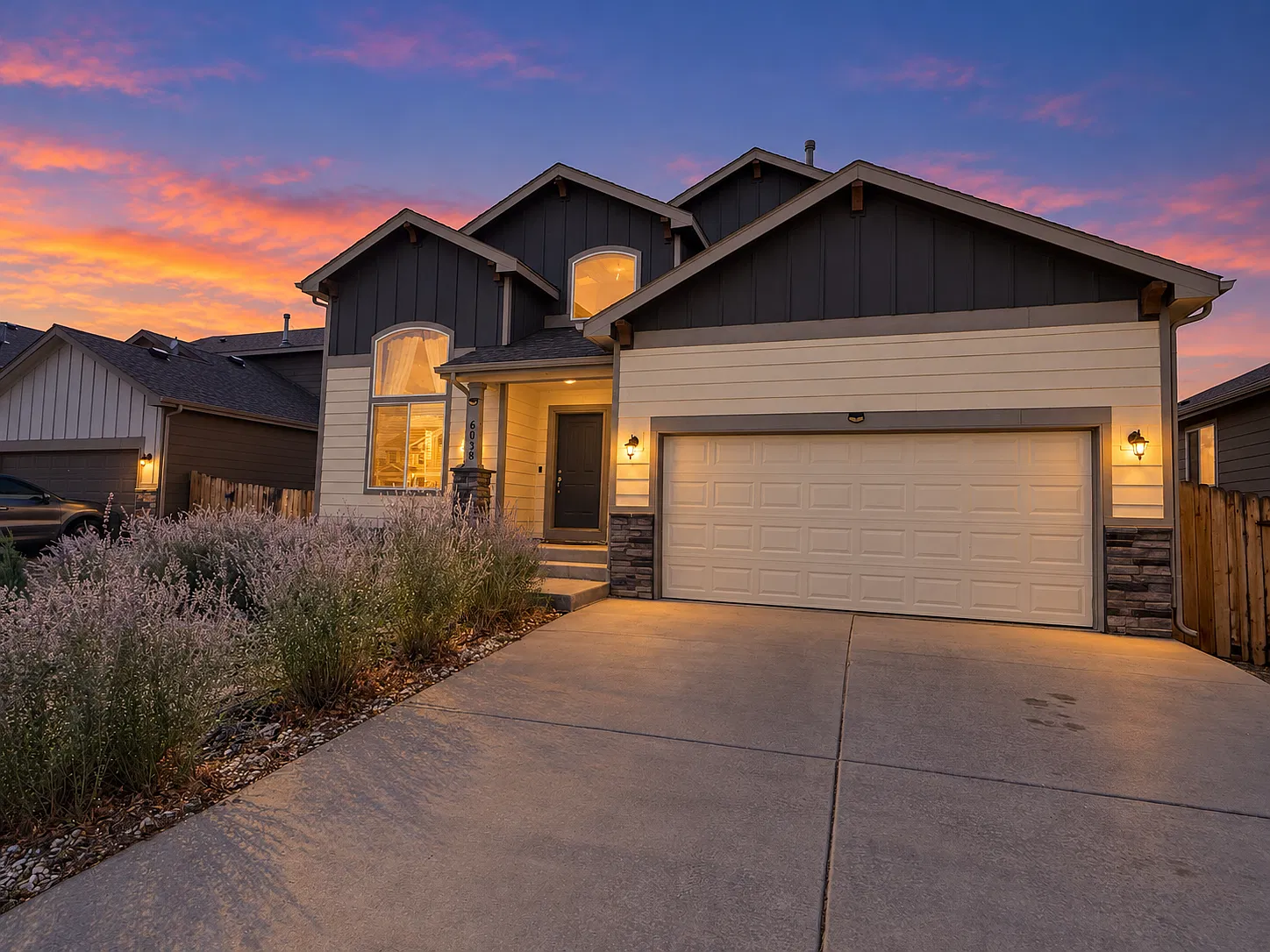 4 bed, 3.5 bath, 2596 sqft, $2,500 — Photo 1