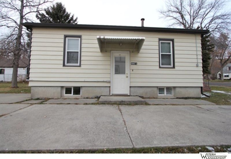 1st image of 1040 1/2 N 26th St