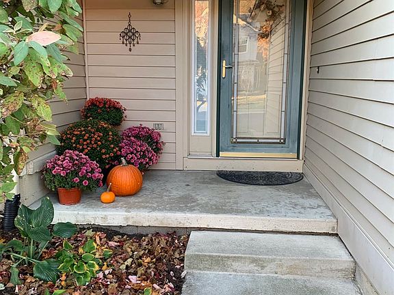 2nd image of 3624 Bent Trail Dr