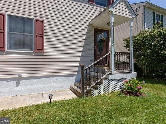 2nd image of 2017 Baird Ave