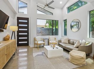 619 Hammack Dr #2, Austin, TX 78752