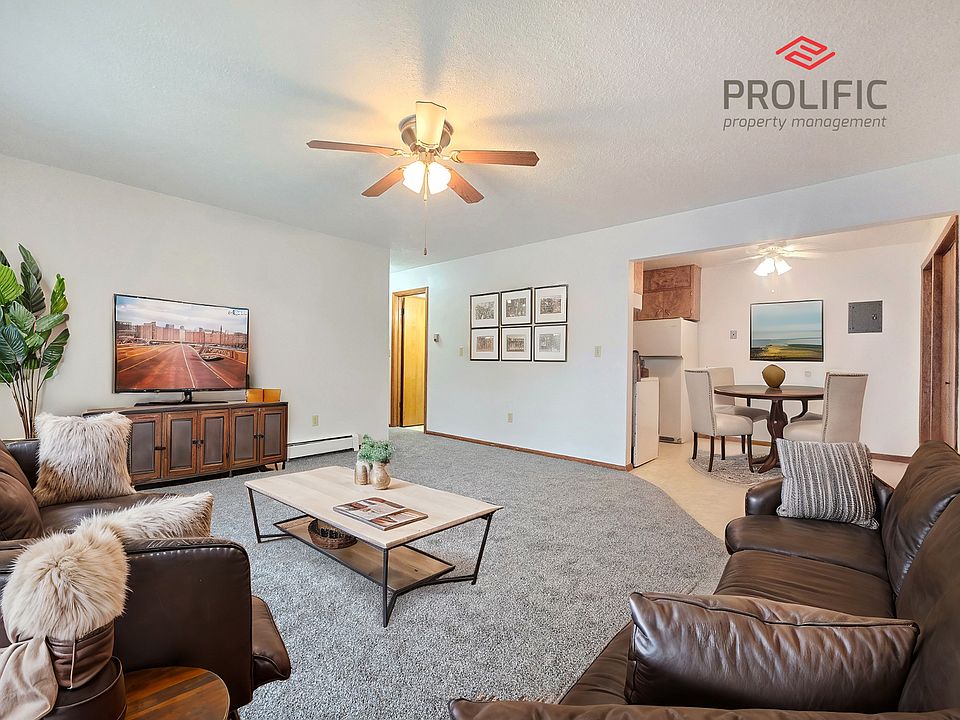 1st image of 550 18th St SW #6