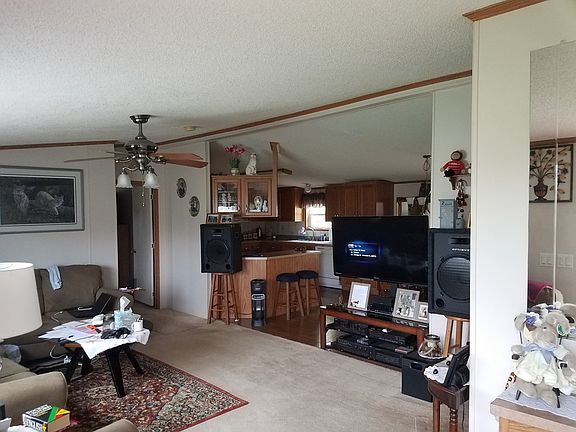 2nd image of 2063 Matheny Ave