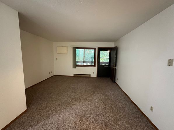 403 Harvey St APT 7
