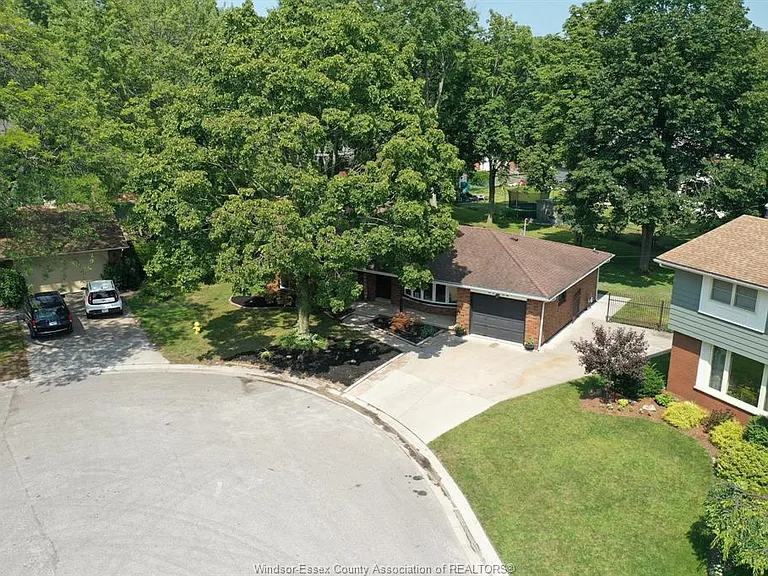 5710 Dalton Ave — Photo 41