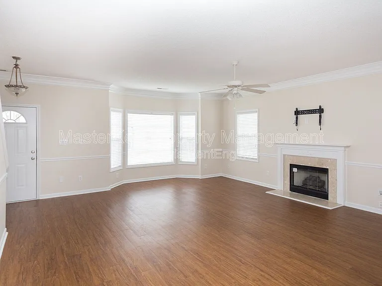 208 Pointe Crest Ct — Photo 7