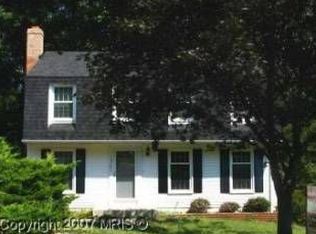 15761 Edgewood Dr, Dumfries, VA 22025