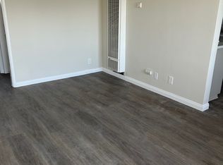 10525 Myrtle St #7, Downey, CA 90241