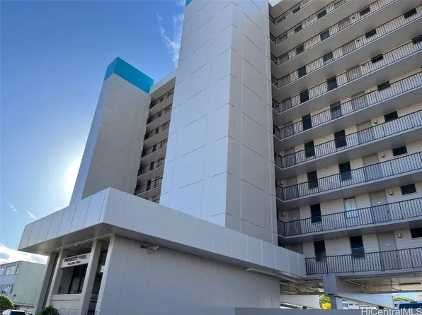 1025 Kalo Pl APT 307, Honolulu, HI 96826