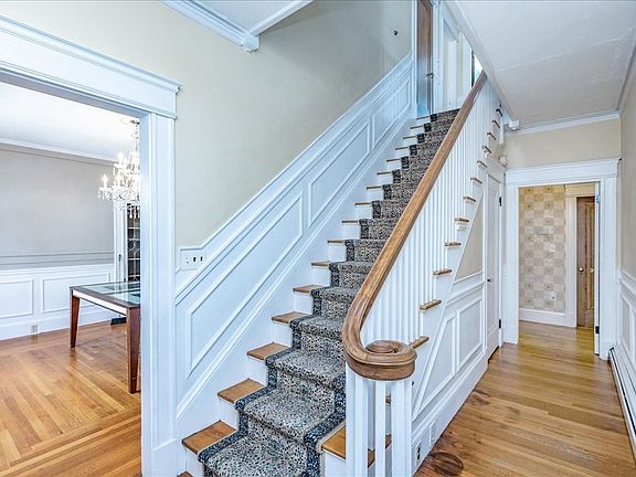 4th image of 16 Hallenan Ave