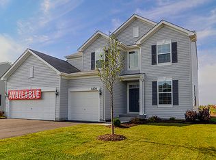 3677 Fletcher Ln, Aurora, IL 60506